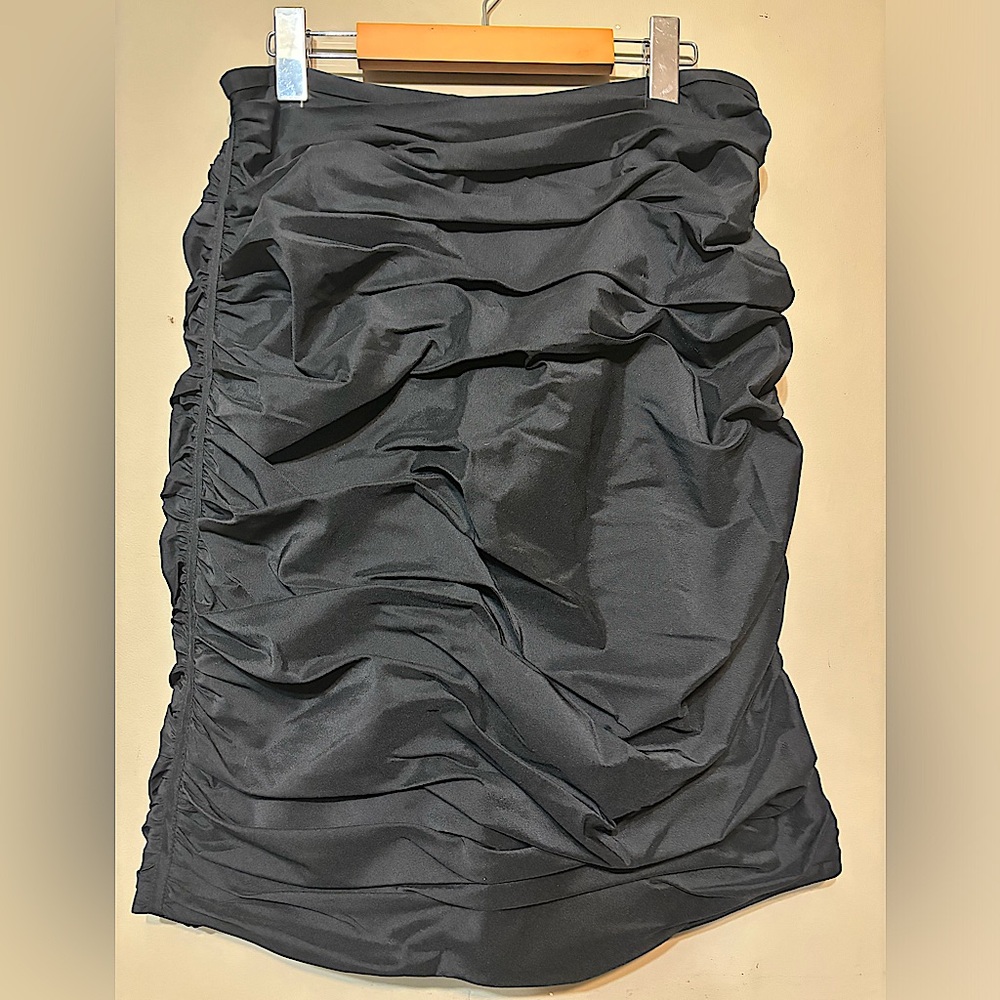 CALVIN KLEIN Ruched Black Skirt